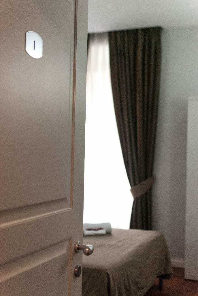Elle Cavour Guest House Rome Bagian luar foto